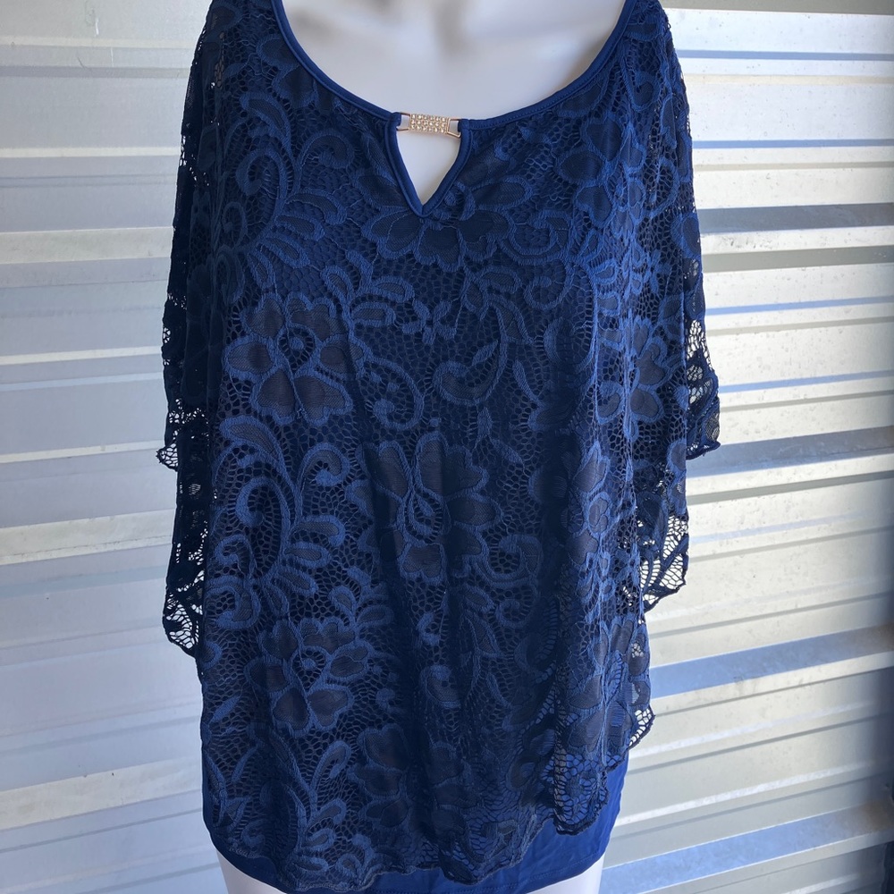 Medium dress shirt blue